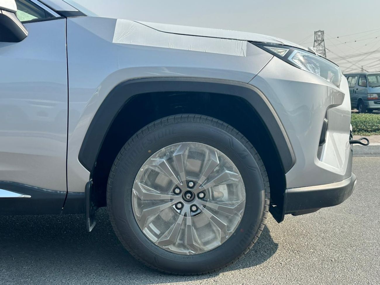 Toyota RAV4 2.5 LIMITED , PETROL , MEMORY SEAT, WIRELESS CHARGER ,PANORAMIC ROOF, FULL OPTION MODEL 2025