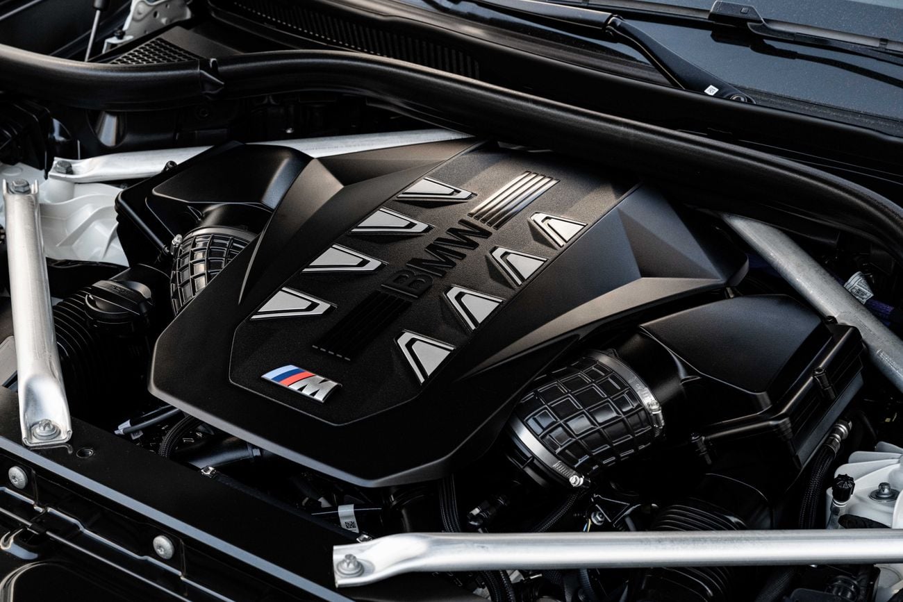 BMW X5 X5 60I M-SPORT | 7,736 P.M | 0% Downpayment | 60I M-SPORT | BMW Warranty+Service Contracts! | Ramada