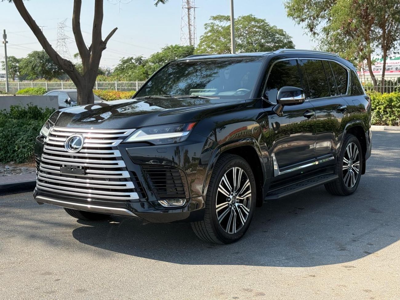 Lexus LX 600 Signature 3.5L ( CYL)