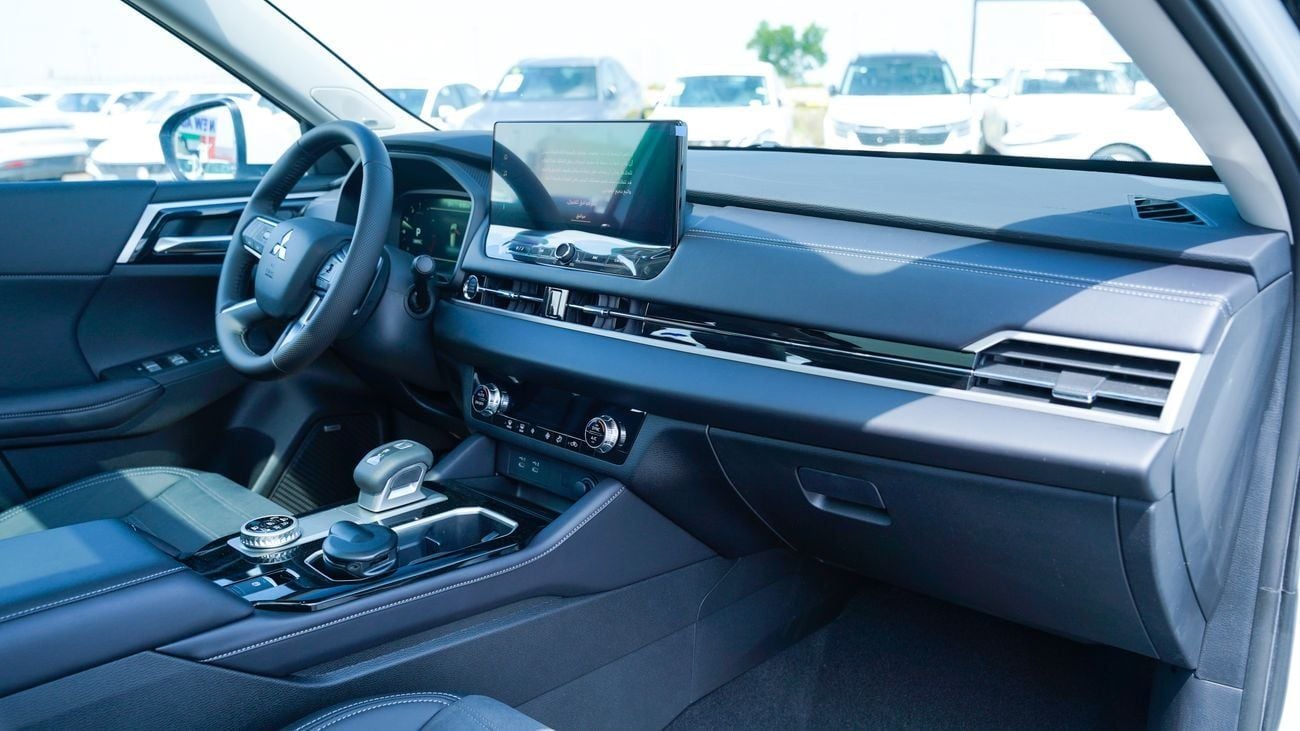 Mitsubishi Outlander Brand New 2026 Mitsubishi Outlander High Line (G06)  2.5L | 7-Seater SUV | GCC Specification | Expor