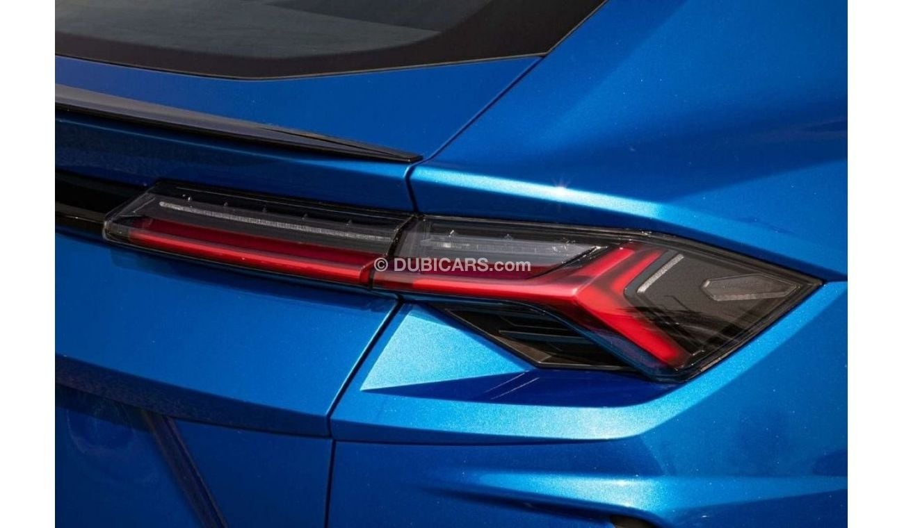 Lamborghini Urus 2023 Lamborghini Urus 4.0L TwinTurbo AWD