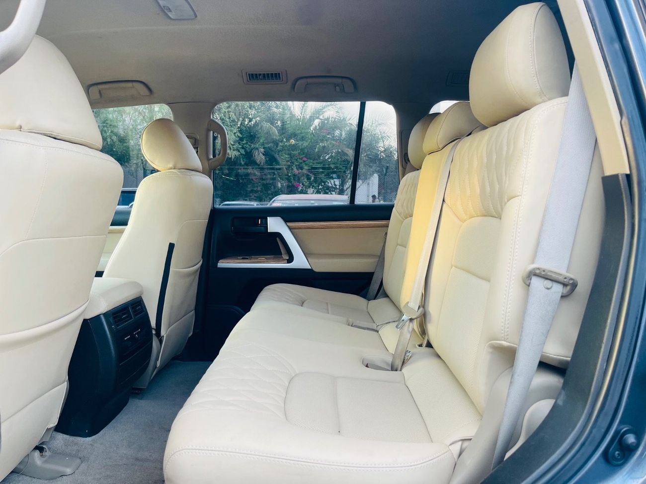 Toyota Land Cruiser Toyota landcuriser GXR V6 2012 facelifted 2024 petrol