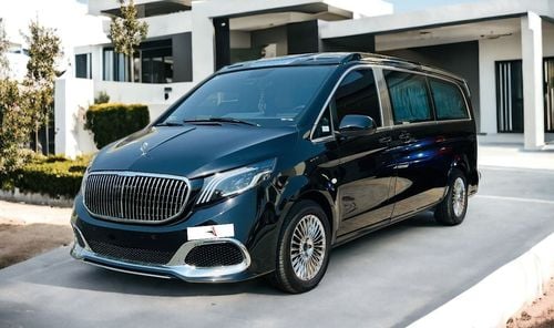 Mercedes-Benz V 250 AED 6,400 PM | VIP MERCEDES V250 | VLINE DESIGN | LOW MILEAGE | LIKE NEW