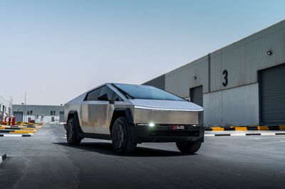 Tesla Cybertruck Cyberbeast 2025 RIGHT HAND DRIVE (RHD)