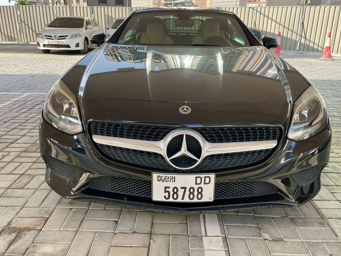 مرسيدس بنز SLC 300 Std 2.0L