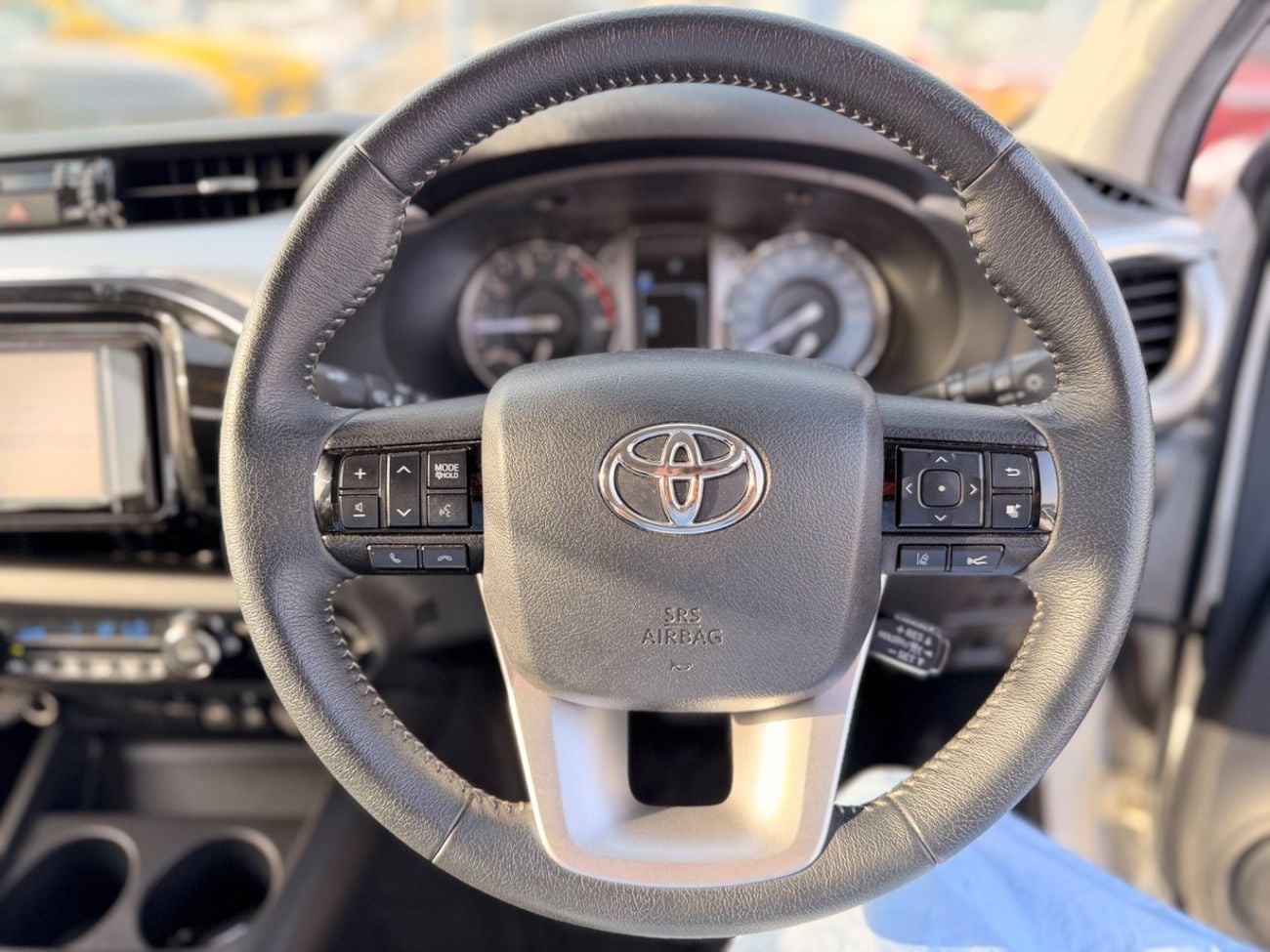 Toyota Hilux S GLX 2.4L 4WD A/T