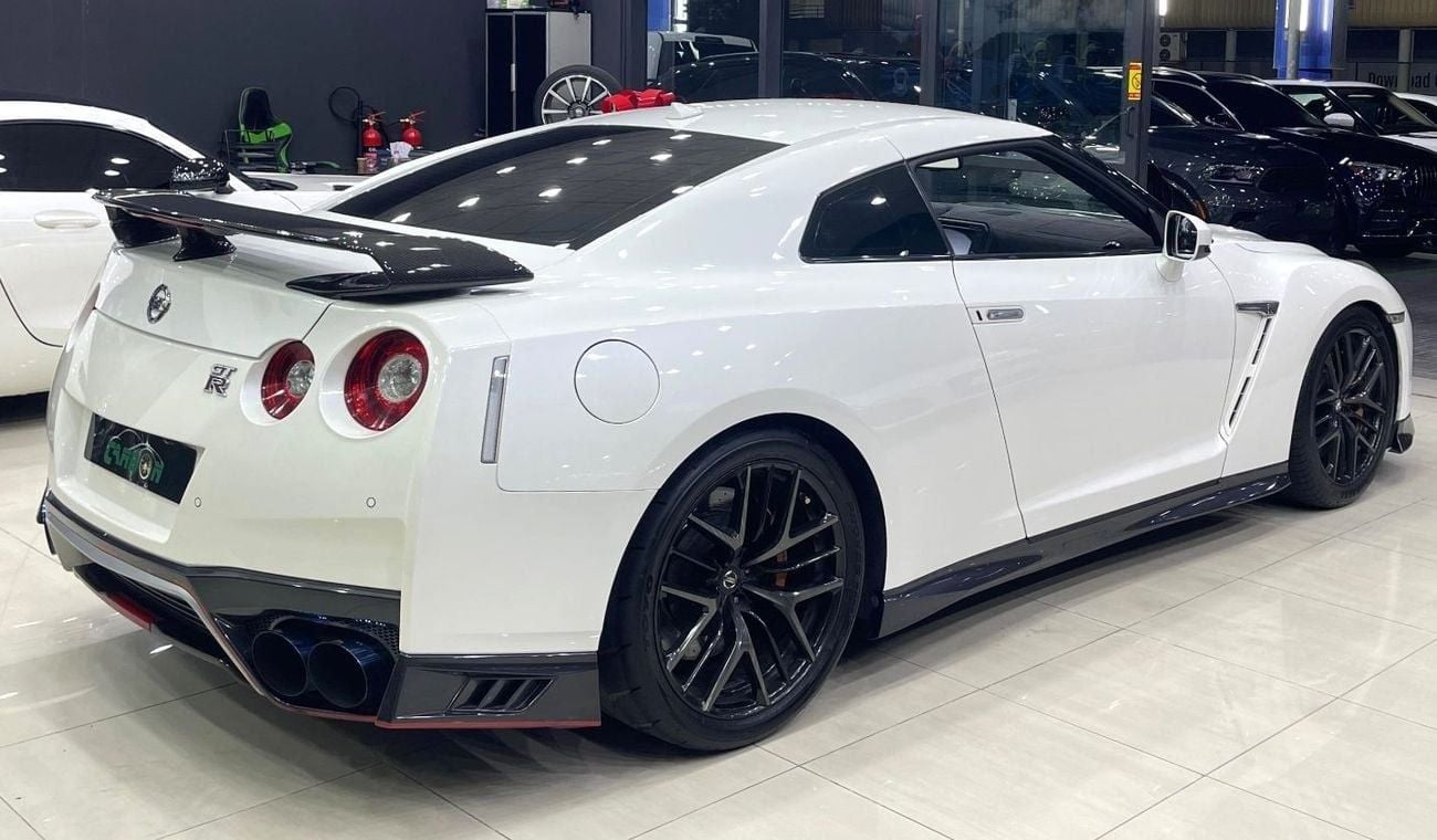 Nissan GTR Premium 3.8L (2 Seater)