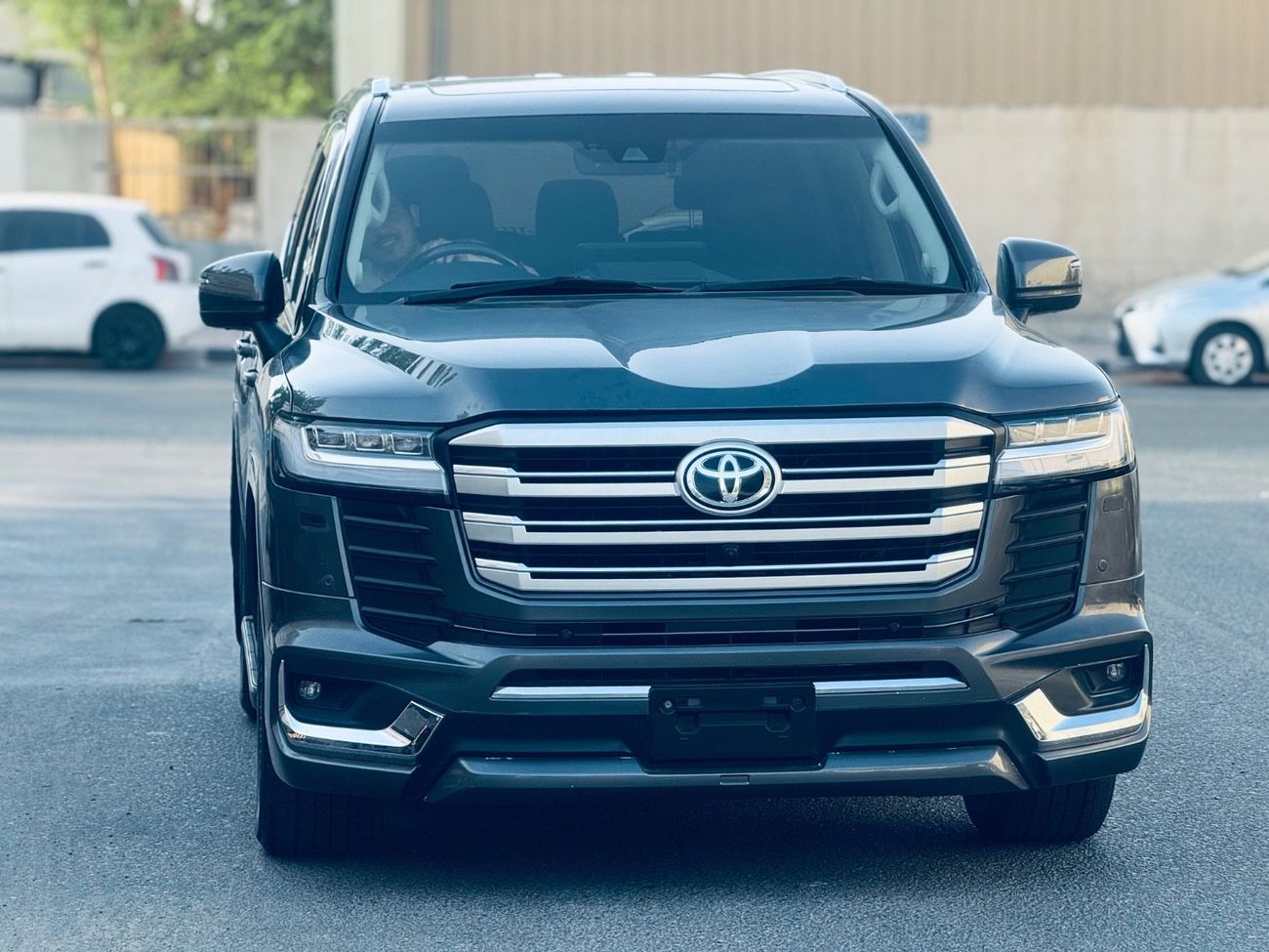 تويوتا لاند كروزر Toyota Land Cruiser Sahara upgrade to 2024 RHD diesel