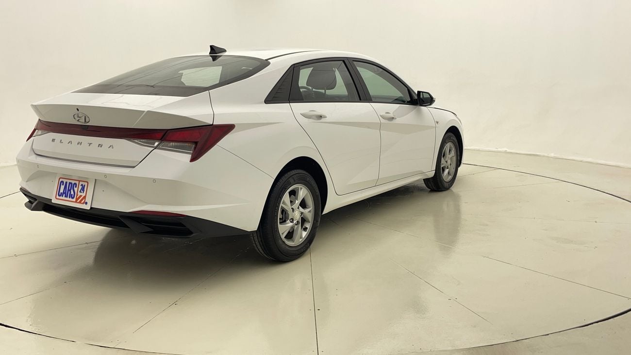 هيونداي إلانترا SMART 1.6 | بدون دفعة مقدمة | اختبار القيادة في المنزل