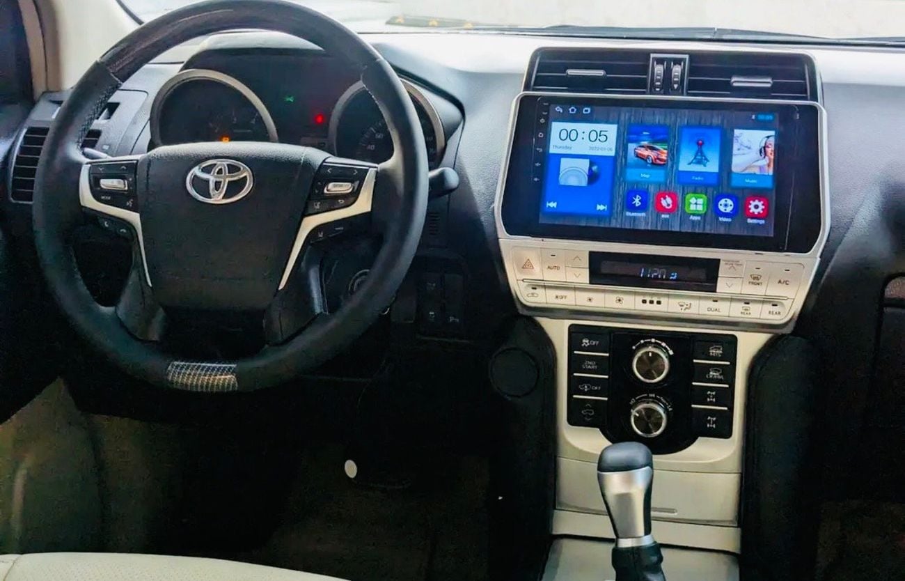 Toyota Prado Toyota Prado 2011 facelifted 2023 V4 2.7 TX-L petrol