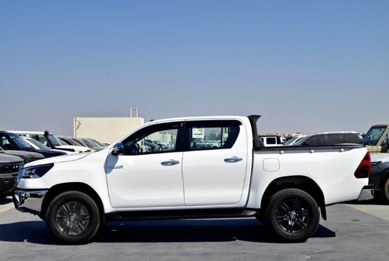 Toyota Hilux Double Cab Pickup Limited 2.7L Petrol 4X4 Automatic