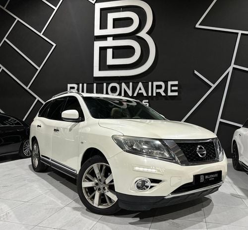 Nissan Pathfinder SV 3.5L (260 HP) 4WD NISSAN PATHFINDER | GCC | 2015 | FULL OPTIONS 7SEATERS WITH PANORAMIC ROOF