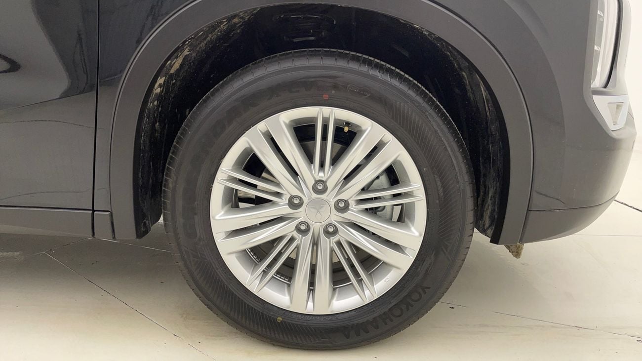 Mitsubishi Outlander MIDLINE WITH SUNROOF 2.5 | Zero Down Payment | Home Test Drive