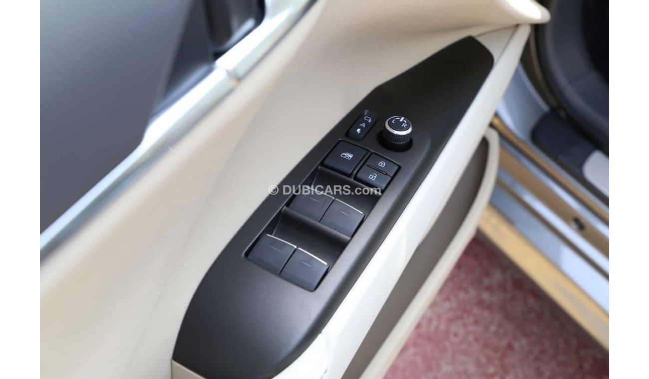 تويوتا كامري 2.5L GLE PET A/T - 23YM -  w/SUNRF - SIL_BEIG (EXPORT OFFER)