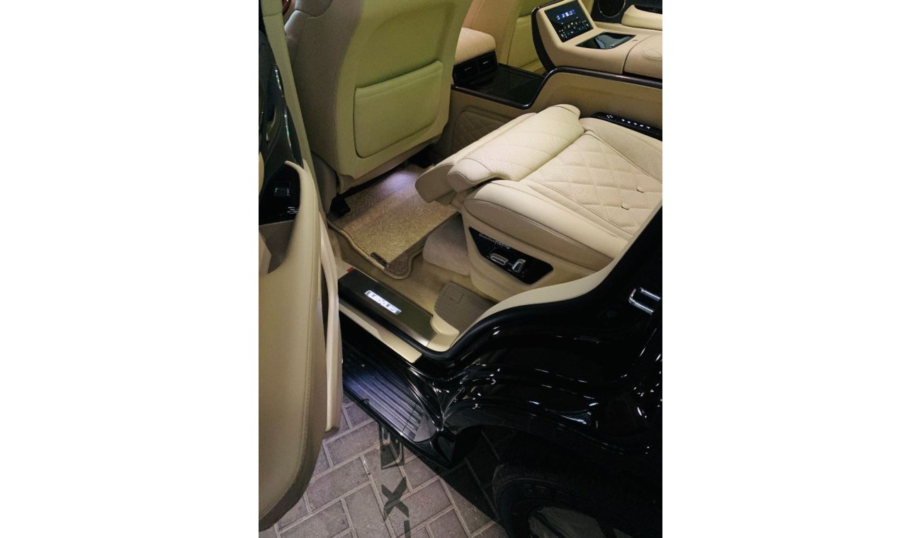 لكزس LX 570 MBS Autobiography 4 Seater VIP Starlight Edition