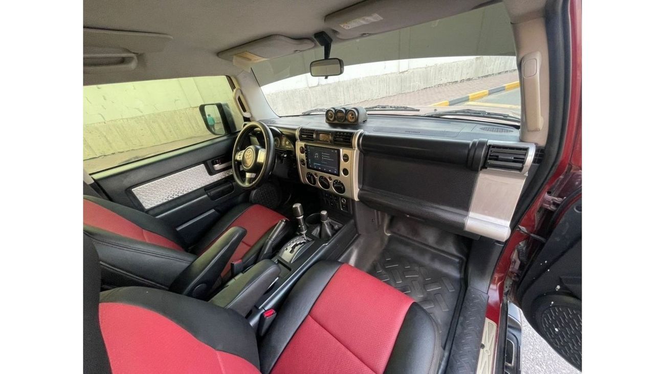 تويوتا إف جي كروزر