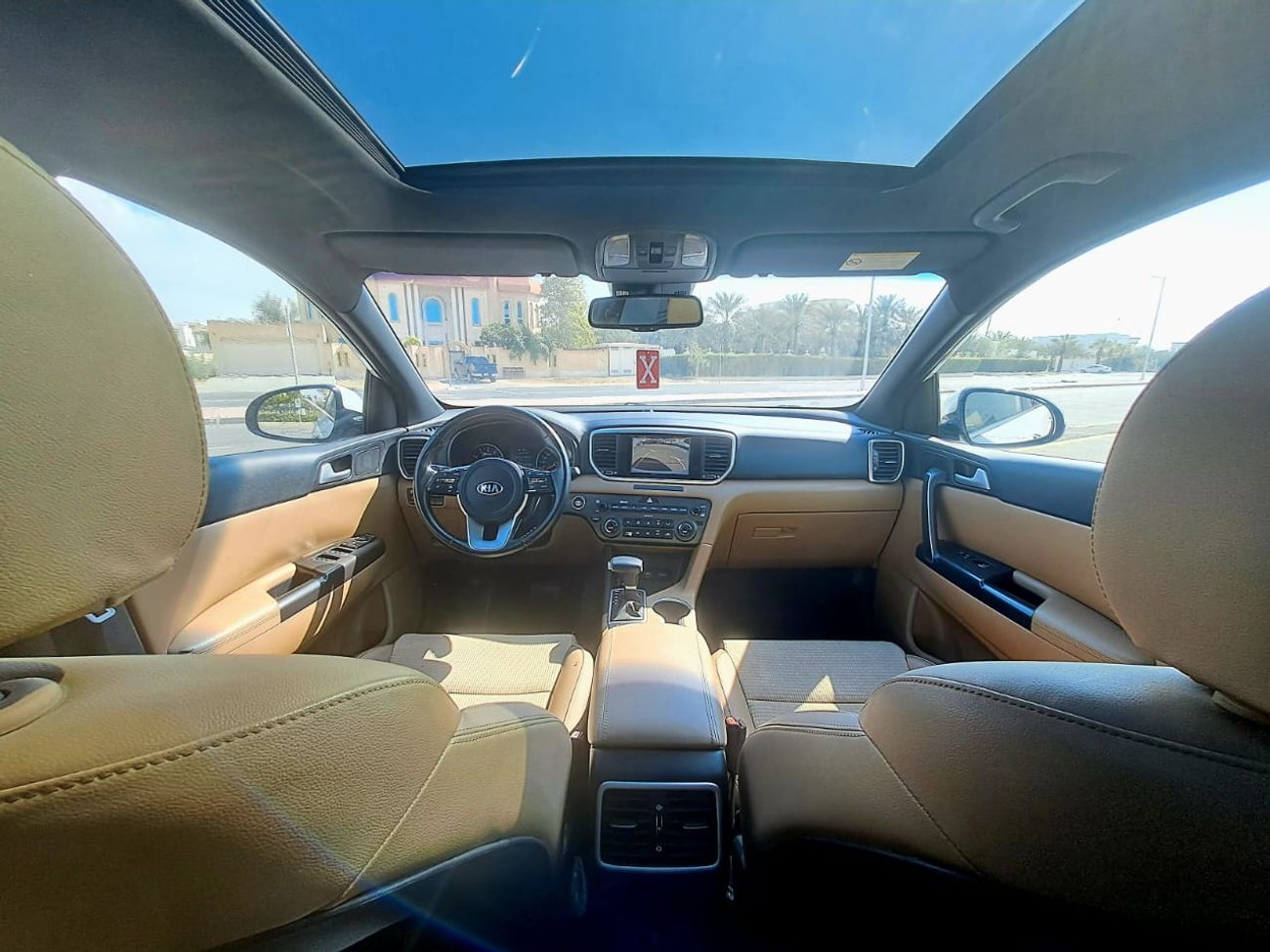 كيا سبورتيج 720-MONTHLY | GCC SPECS | 1.6L | PANORAMIC | FULL OPTION | ACCIDENT FREE