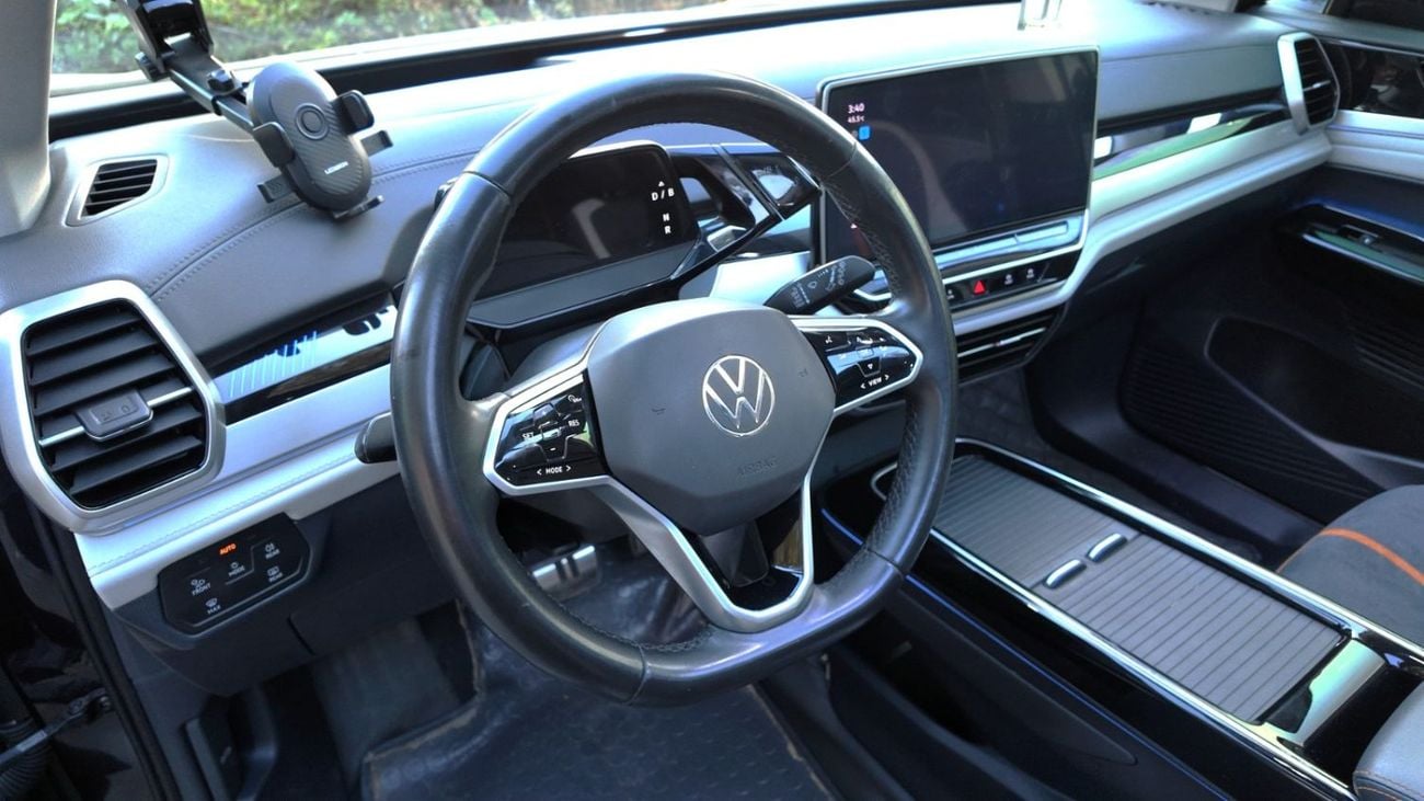 Volkswagen Id 6 Crozz PRO (NON GCC)