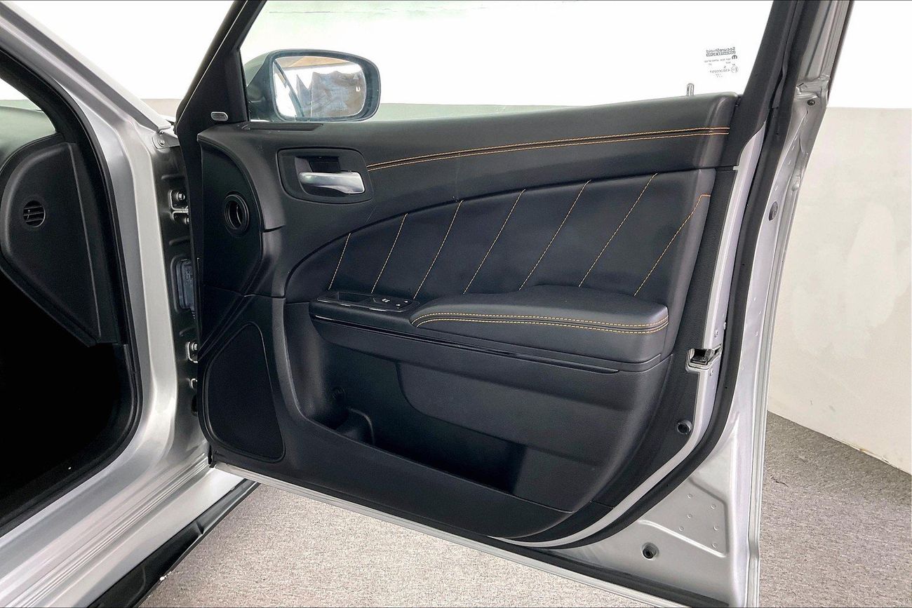 دودج تشارجر GT | شامل الضمان | 0 ﺪﻔﻋﺓ ﺃﻮﻟﻯ