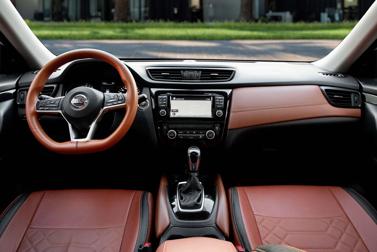 Nissan XTrail X-Trail SL | 1,552 P.M | 0% Downpayment | X-Trail SL | Nissan History | Top Spec!