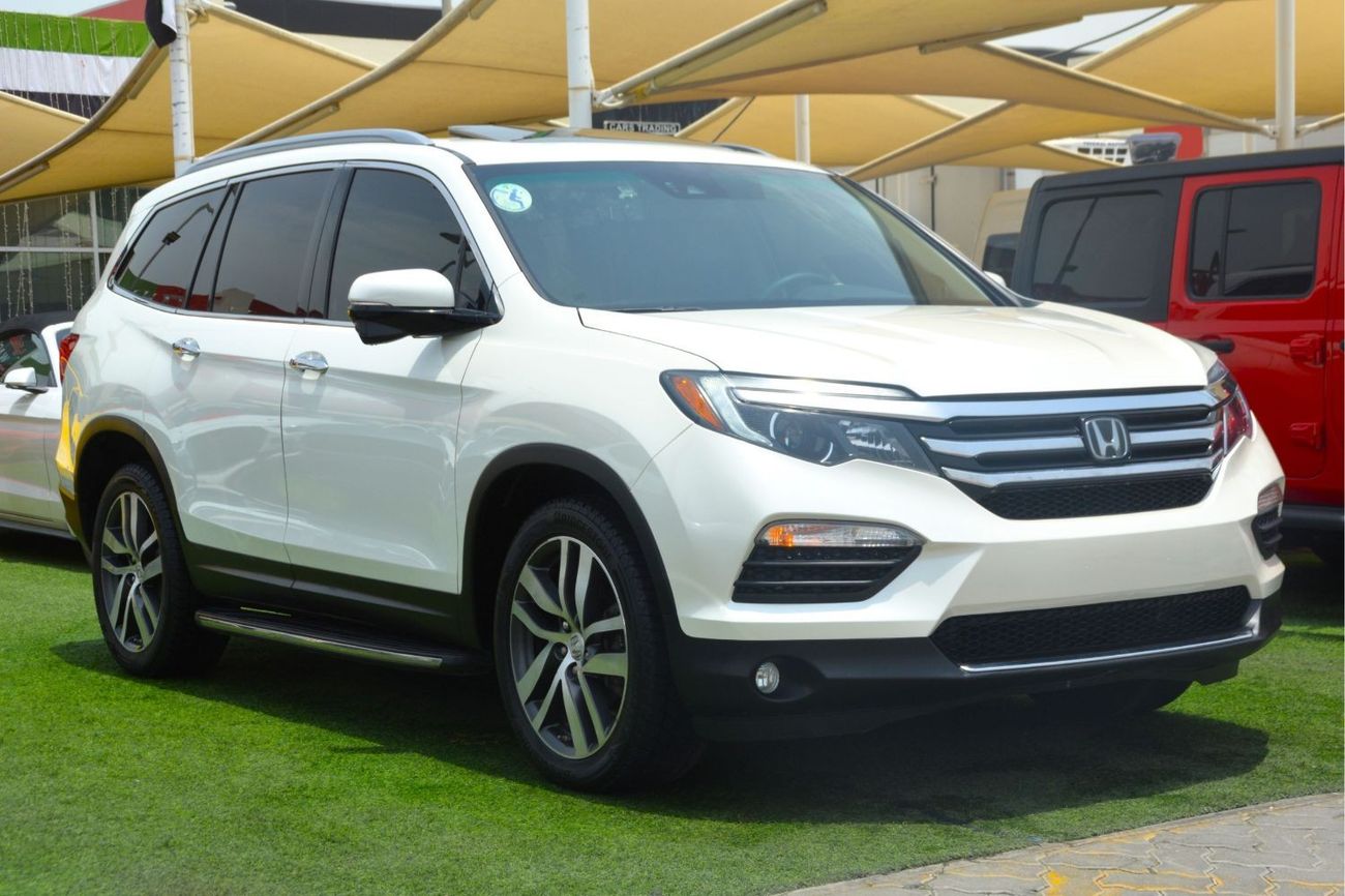 Honda Pilot EX-L Pilot best budget friendly SUV with great options.