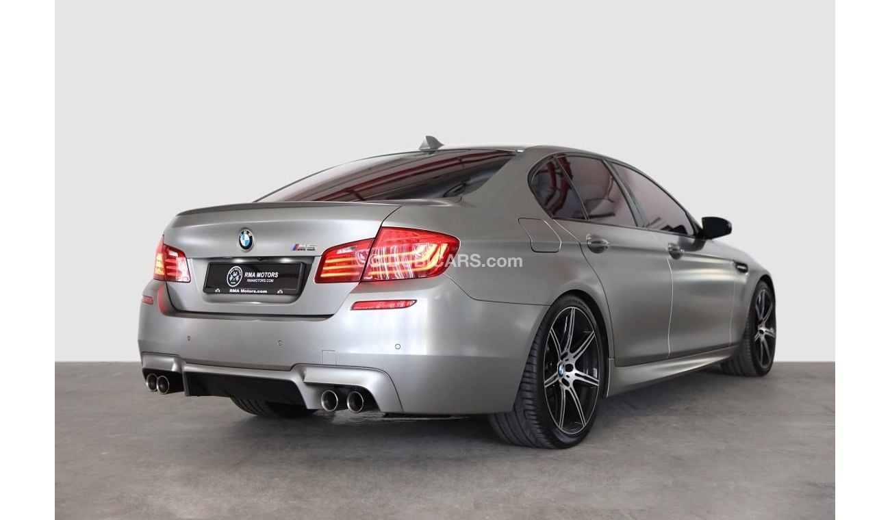 بي أم دبليو M5 2015 BMW M5 30 Jahre Edition (1 of 300 Worldwide! BMW Warranty & Service)