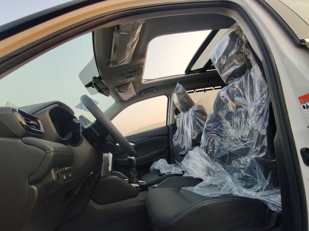 سوزوكي جراند فيتارا Suzuki Grand Vitara Suzuki Grand Vitara 1.5L Hybrid GLX , White , Automatic Model 2024, FWD