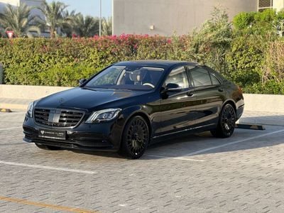 Mercedes-Benz S 560 Std 4.0L (469 HP) 4.0L (469 HP)
