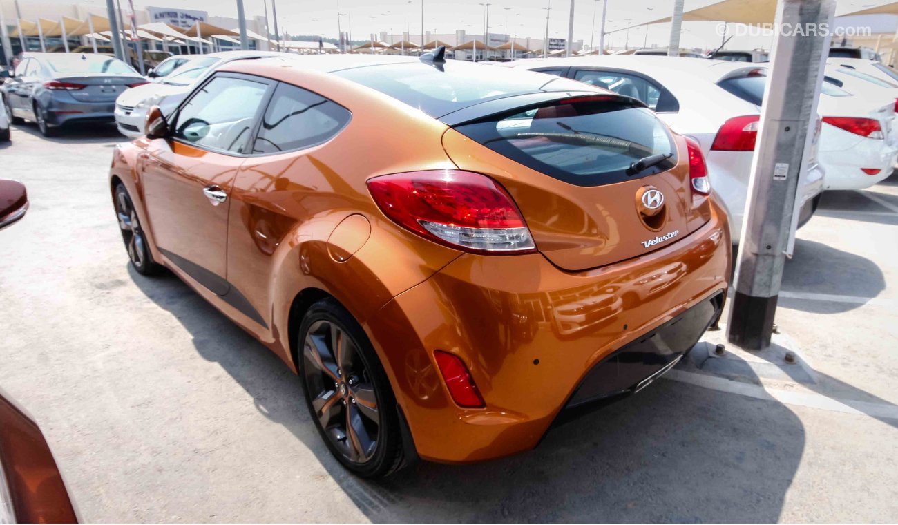 Hyundai Veloster