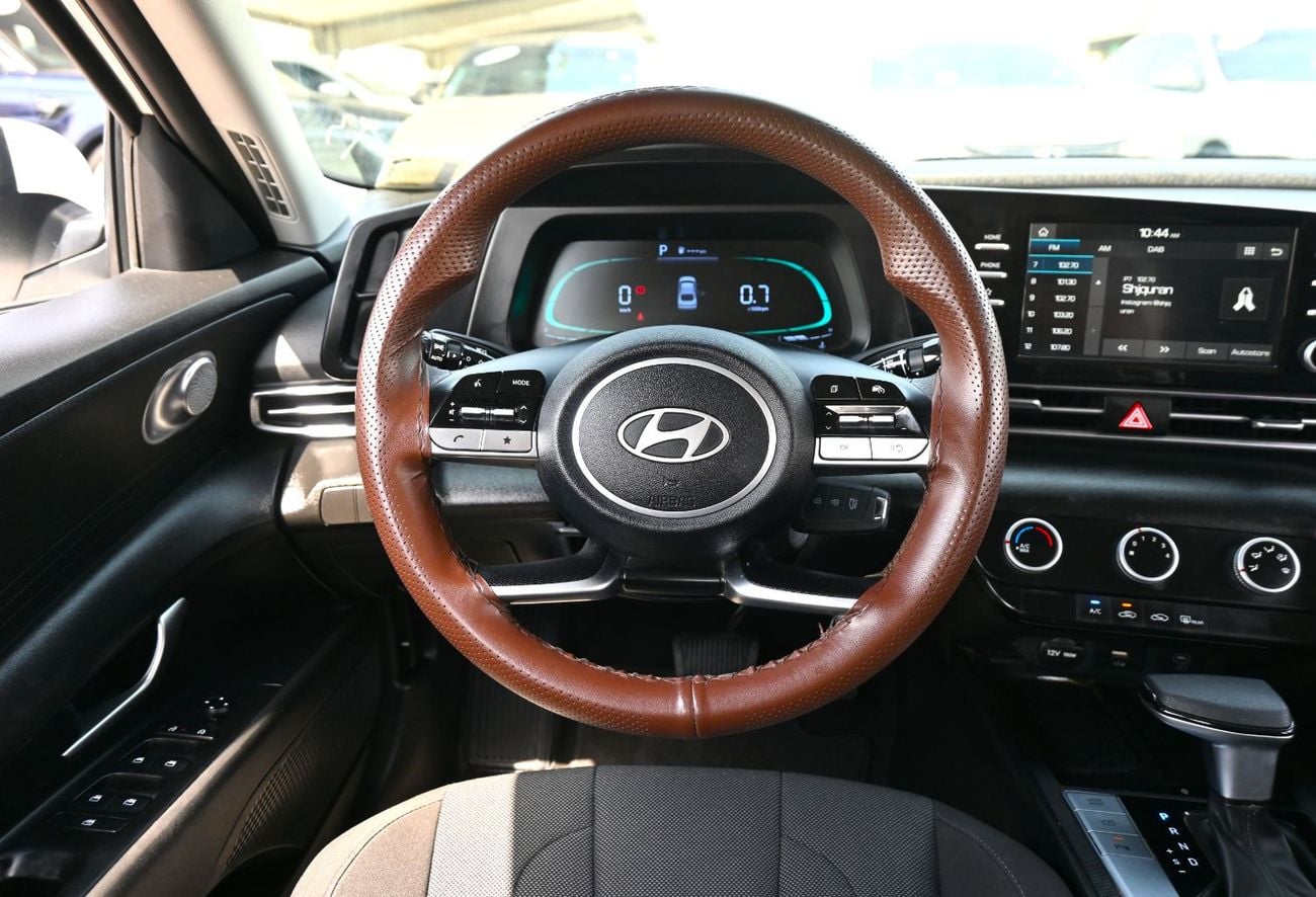 Hyundai Elantra SMART