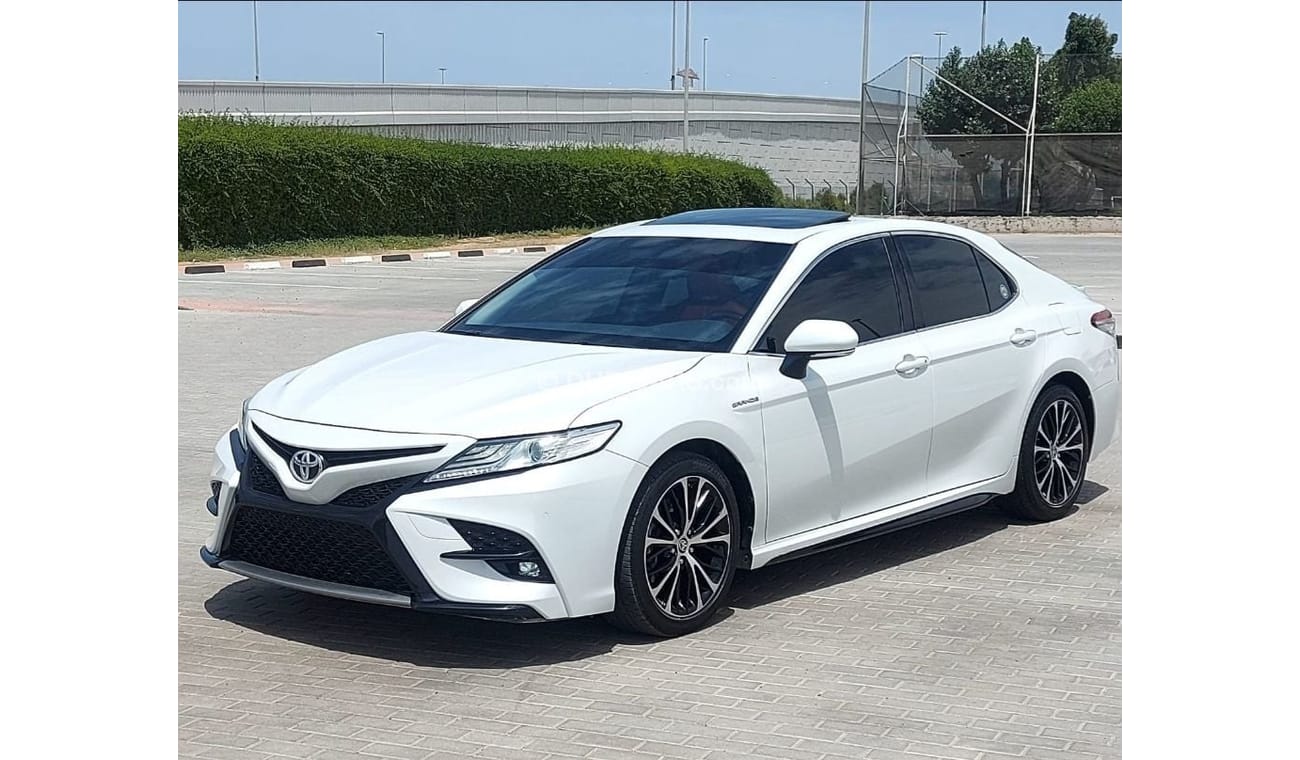 Toyota Camry Sport