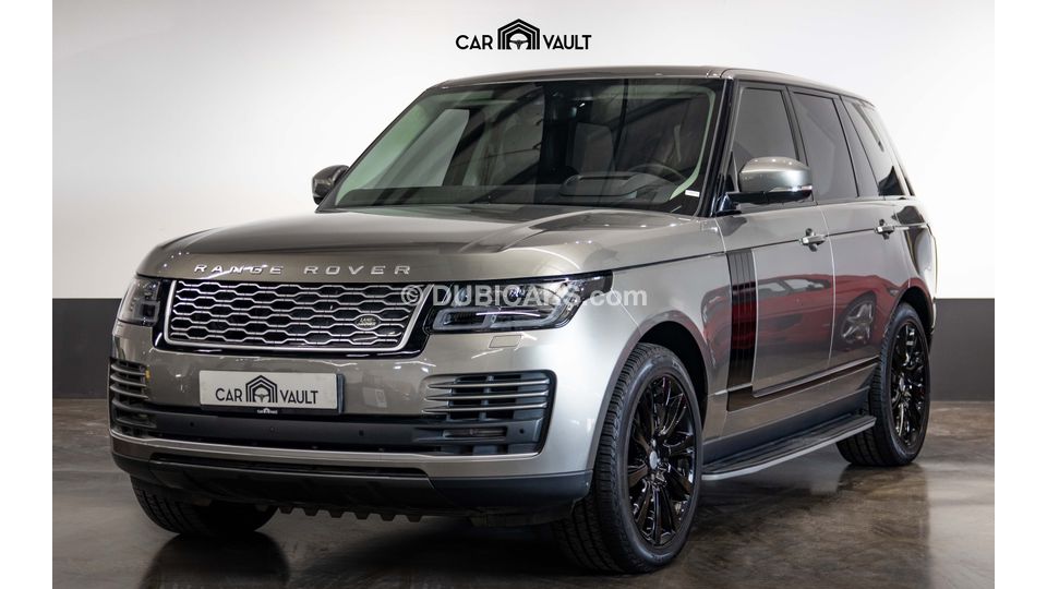 Land Rover Range Rover Vogue P400e for sale AED 379,000. Grey/Silver