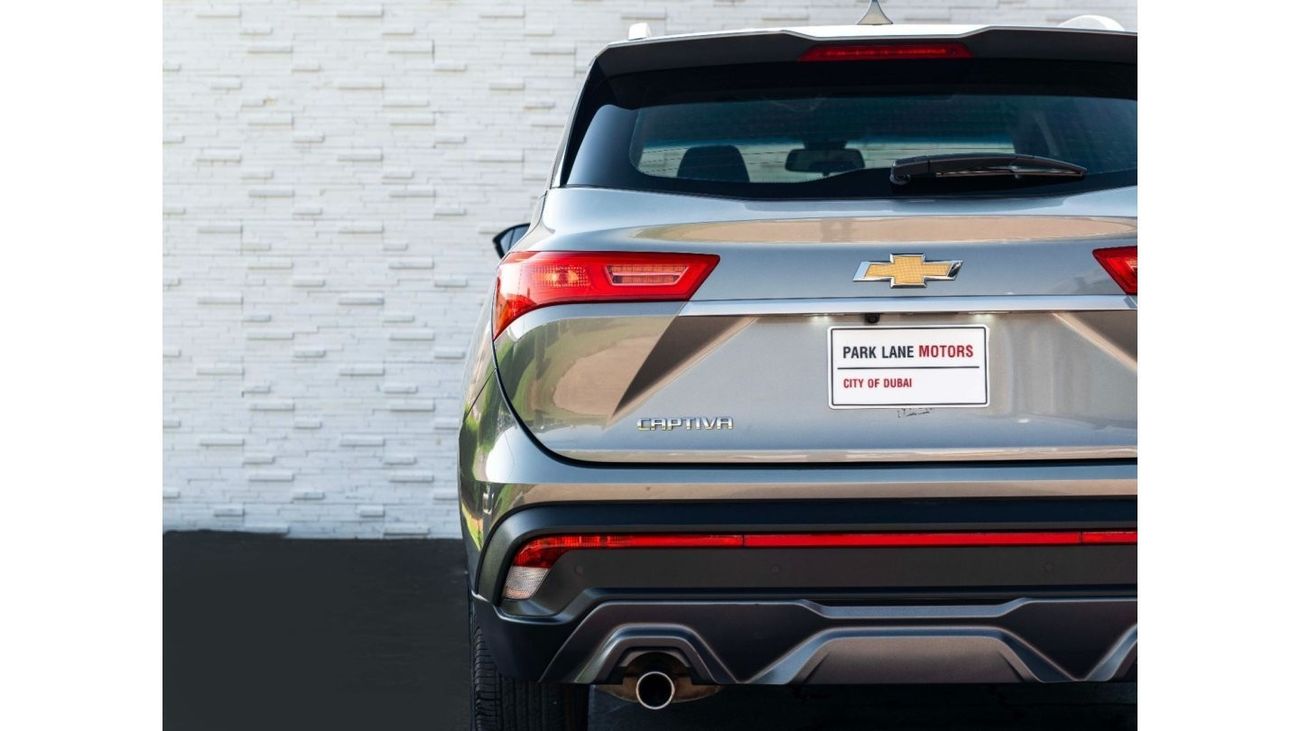 Chevrolet Captiva AED 1,022 PM • ONLY 30,000 KMS • 7-SEATER • OFFICIAL FULL AGENCY SERVICE HISTORY