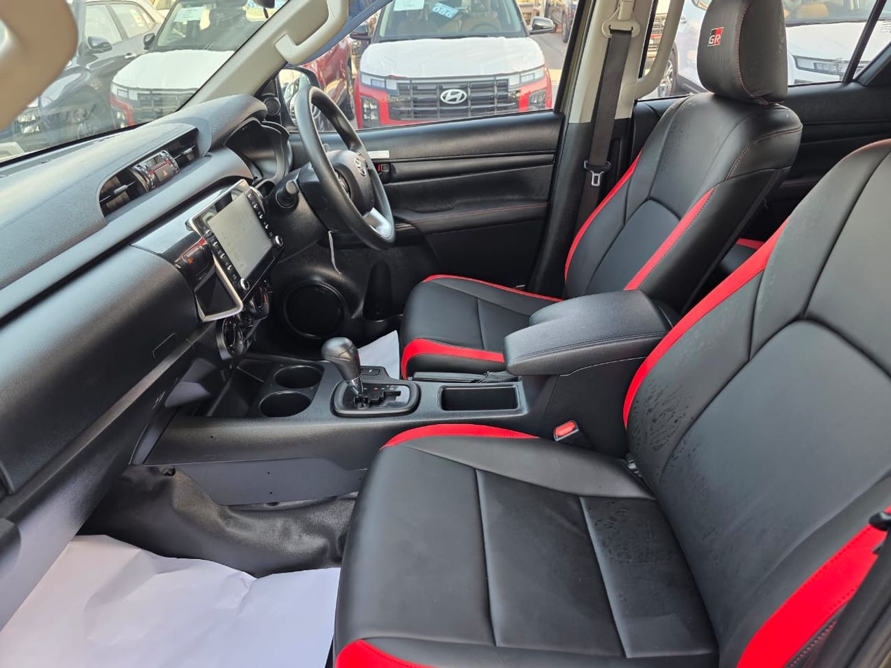 Toyota Hilux DIESEL 2.8 LITER ,GR 2024 SHAPE ,RHD ,AUTO TRANSMISSION