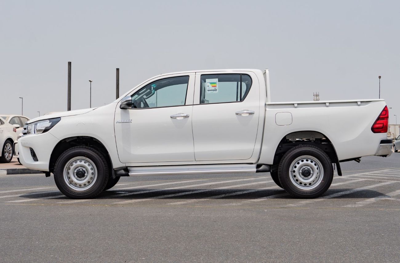 تويوتا هيلوكس 2025 Toyota Hilux DLX 2.7L AT Petrol (White)