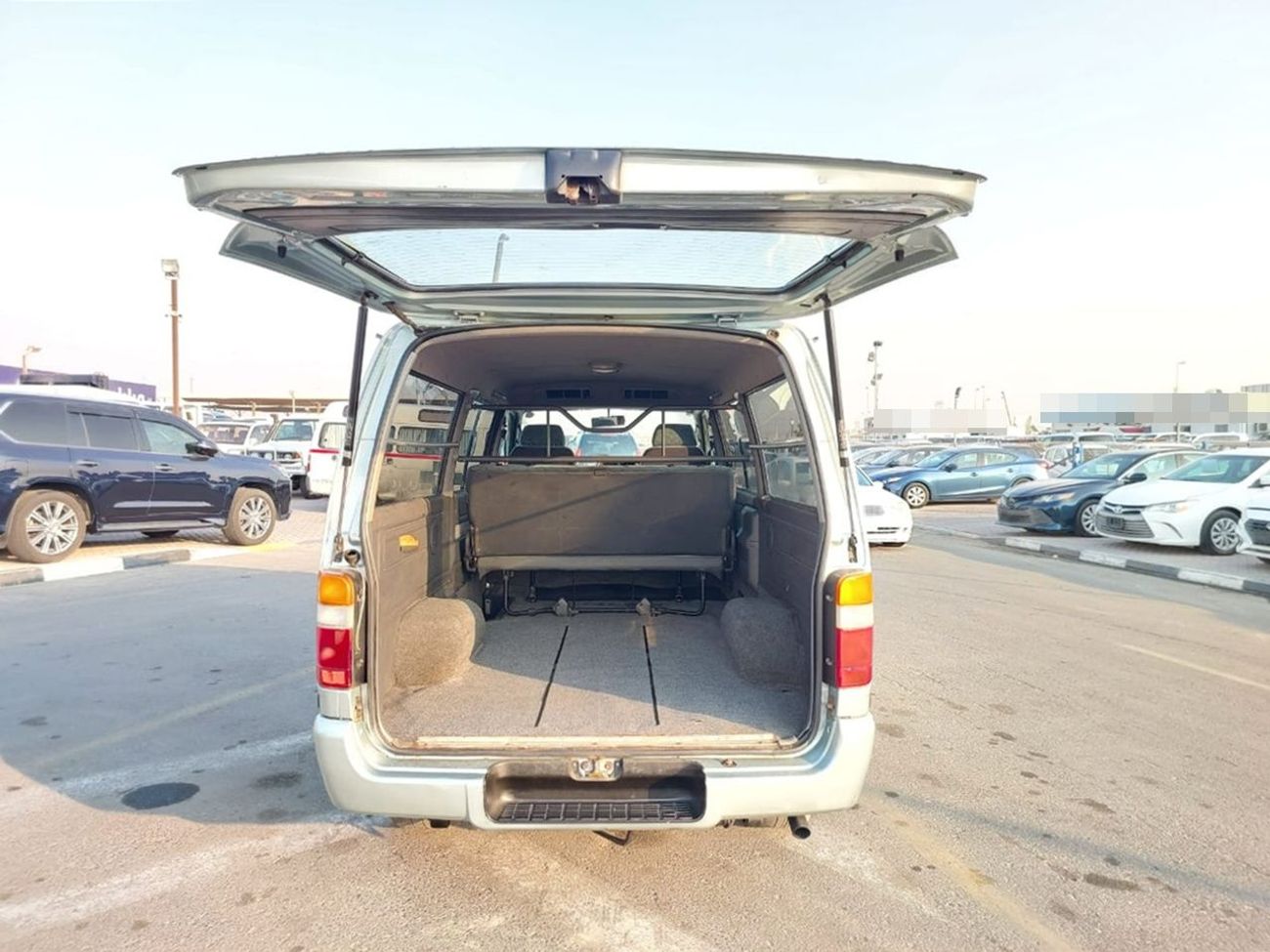 تويوتا هاياس TOYOTA HIACE VAN RHD 1999 MODEL 3.0 L DIESEL MANUAL(PM13178)