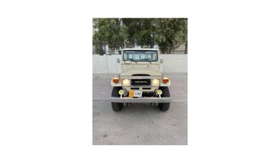 Toyota Land Cruiser Pick Up