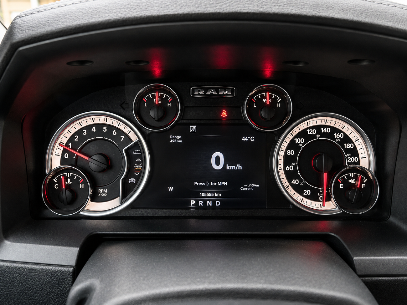 رام لارامي Laramie 1500 HEMI
