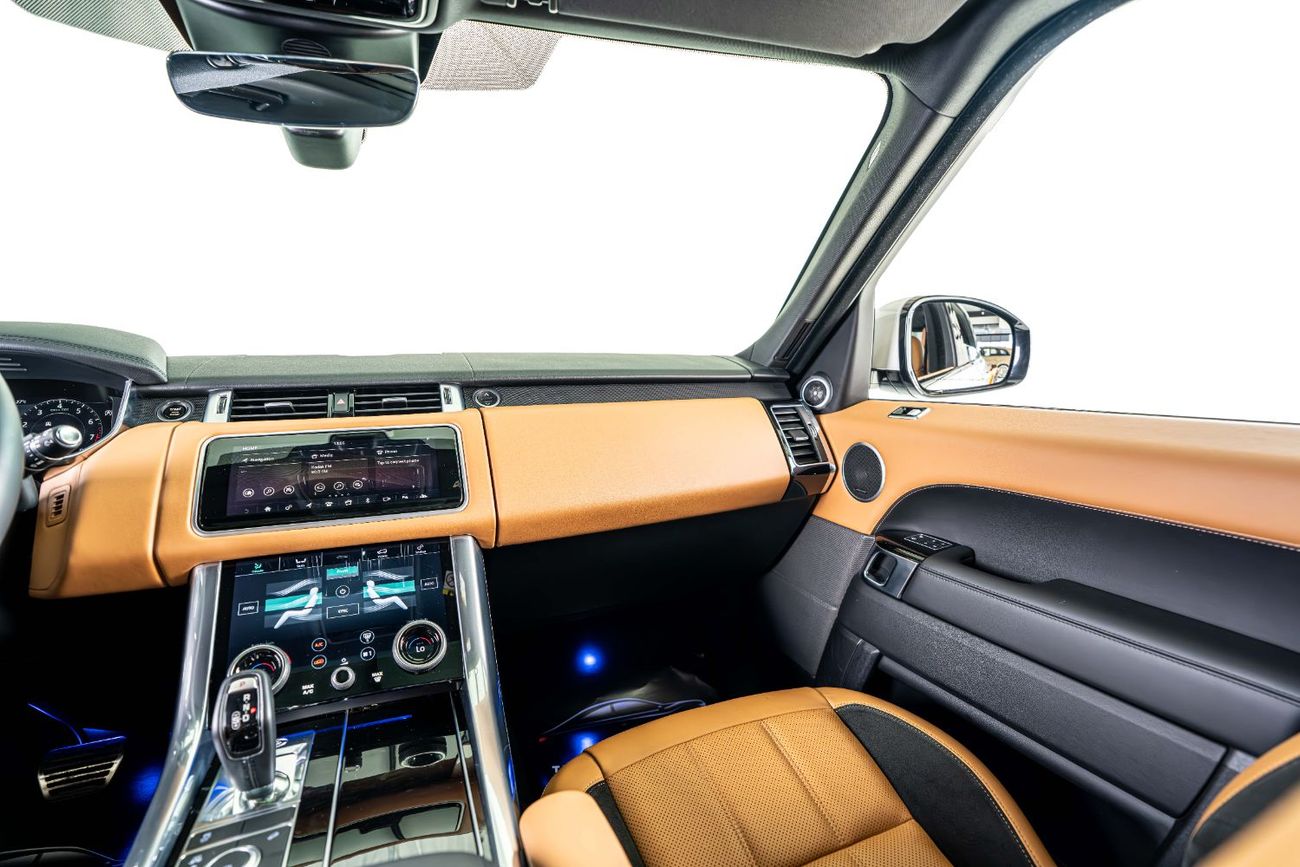 Land Rover Range Rover Sport HSE Dynamic 3.0L P360 -GCC-Al Tayer Full Service History-22 Inch Rims with black Brake