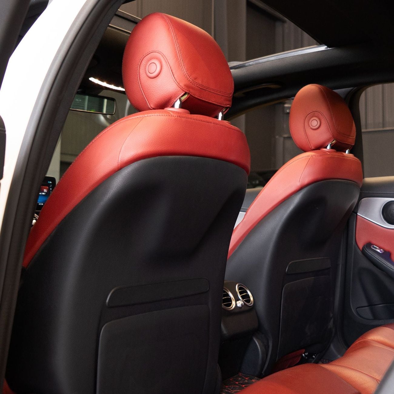 مرسيدس بنز C 200 AED 1,877 pm • 0% Downpayment • Mercedes C200 • 1 Year Warranty