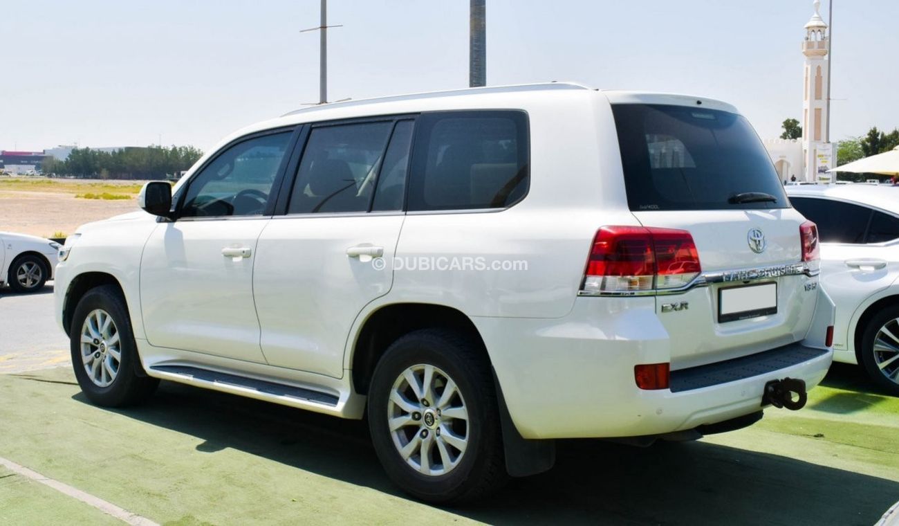 Toyota Land Cruiser V8 5.7 EXR