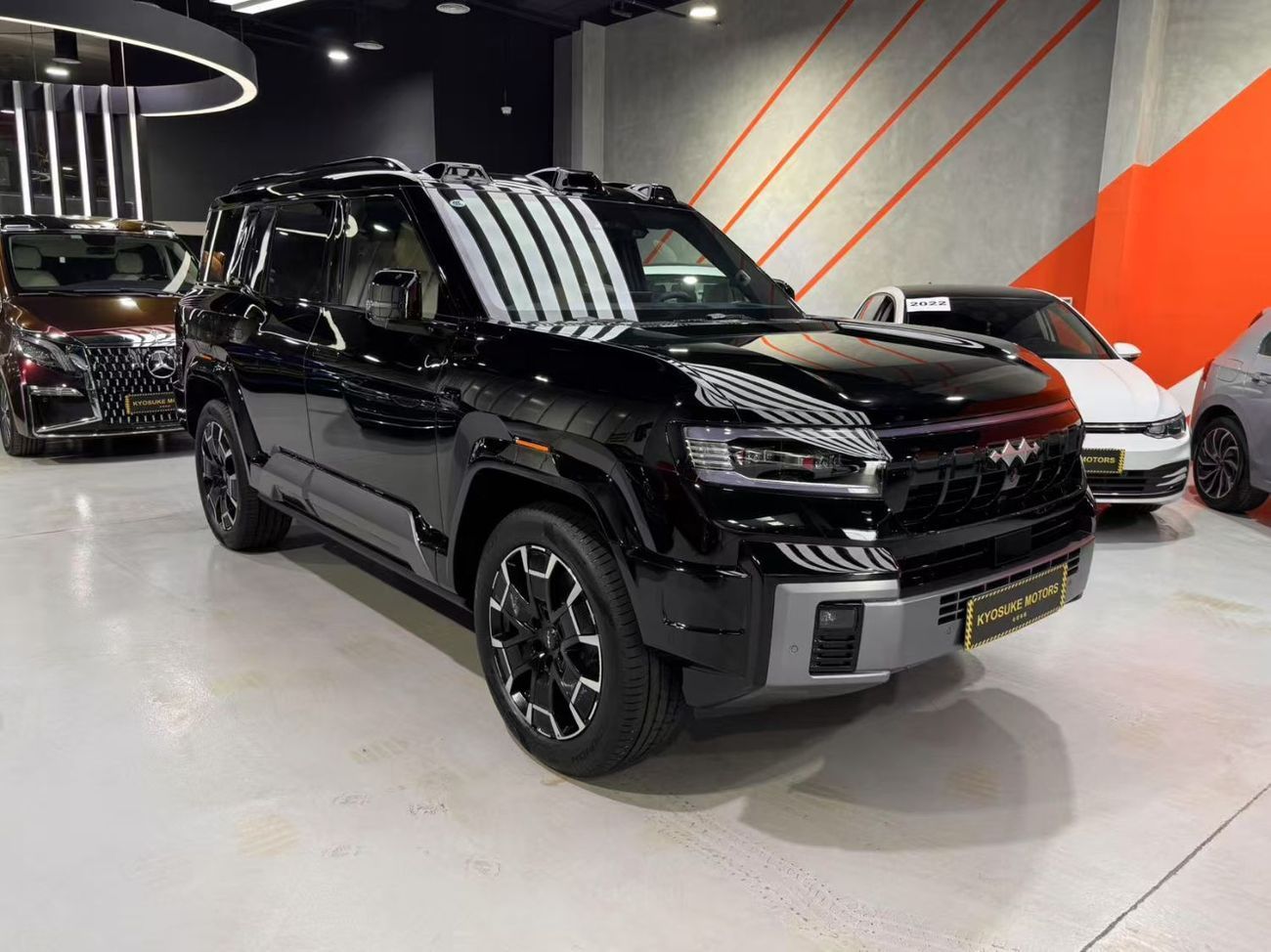 BYD Leopard 8 Smart and Brave Flagship Edition (7 Seats)