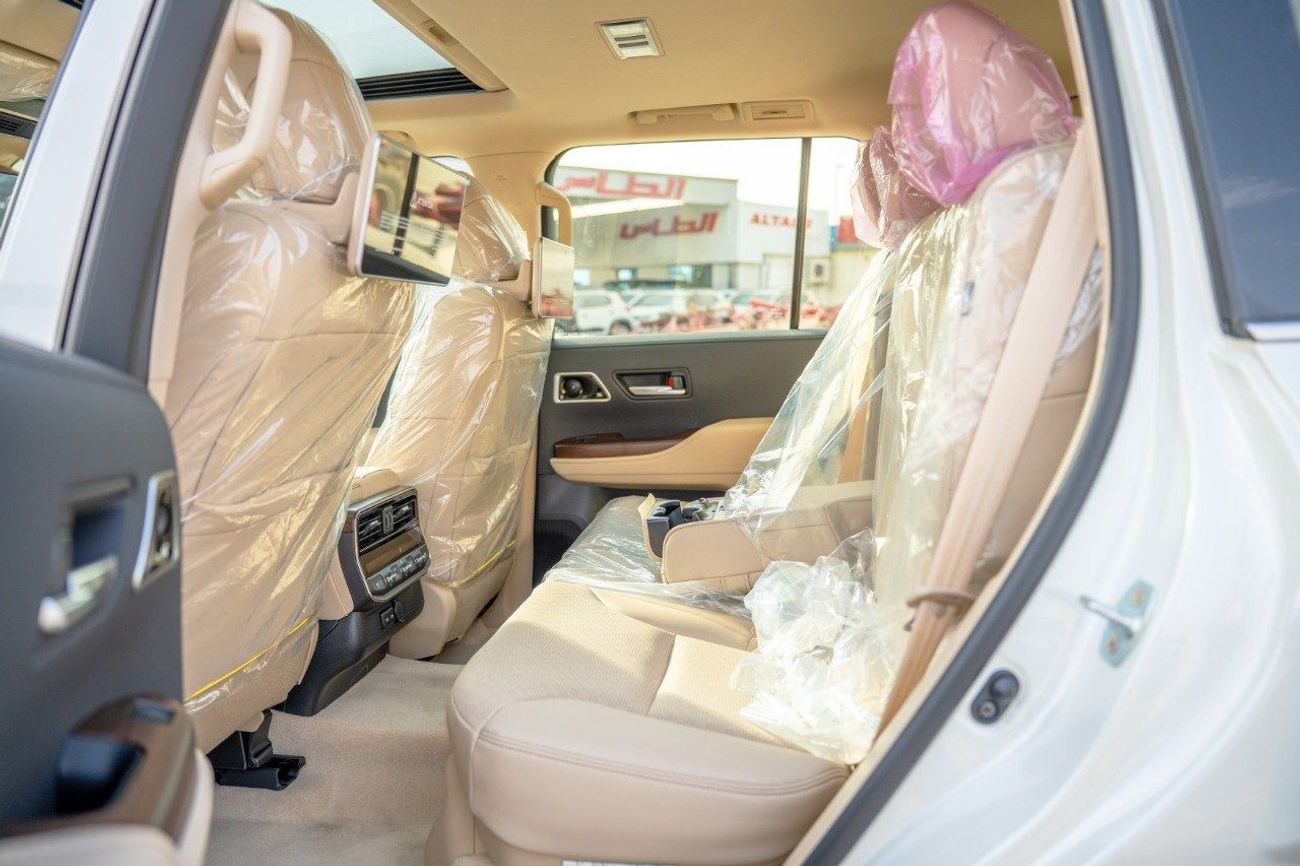 تويوتا لاند كروزر Lc300 VX 4 0L petrol engine 2025 LHD white  with beige interior