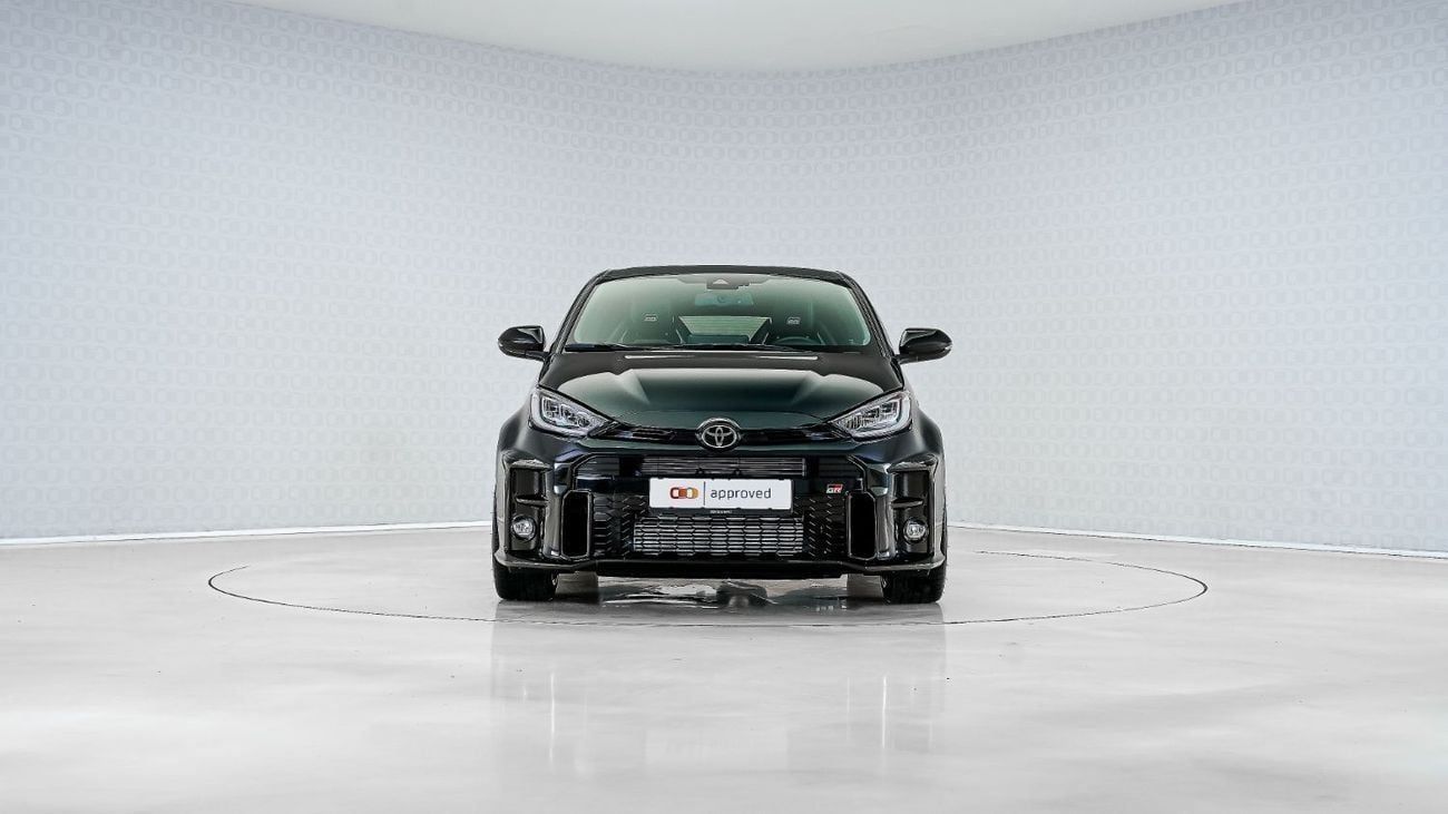 تويوتا يارس UAE's Very Best Example | 2 Years Free Servicing | AED 2,209 Per Month