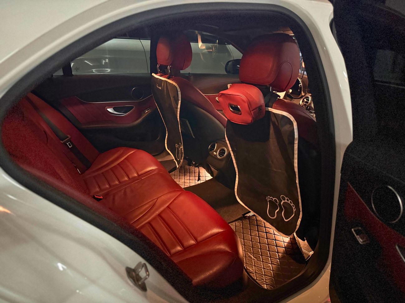 مرسيدس بنز C 200 