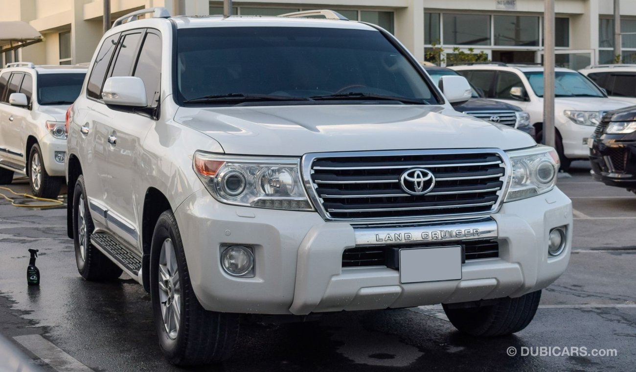 Toyota Land Cruiser GX.R V8