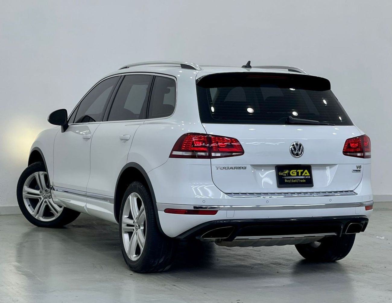 Volkswagen Touareg SEL 2017 Volkswagen Touareg SEL Plus, Volkswagen Warranty, Volkswagen Service Contract, GCC