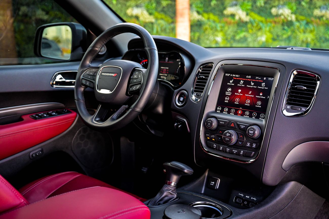 Dodge Durango R/T V8 | 2,740 P.M  | 0% Downpayment | Excellent Condition!