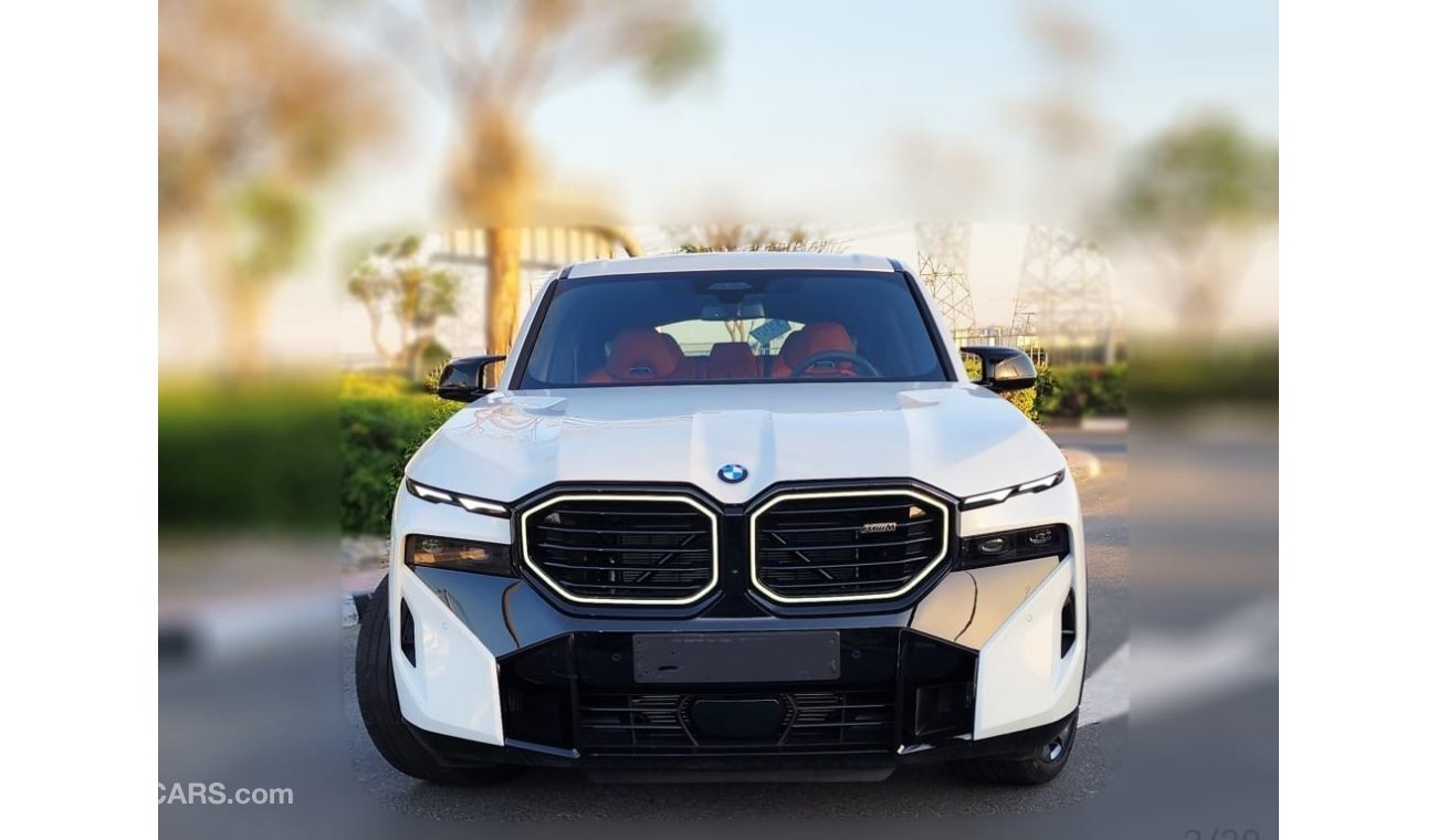 BMW XM V8 4.4L Hybrid TWIN-TURBO, AWD , 2023 GCC