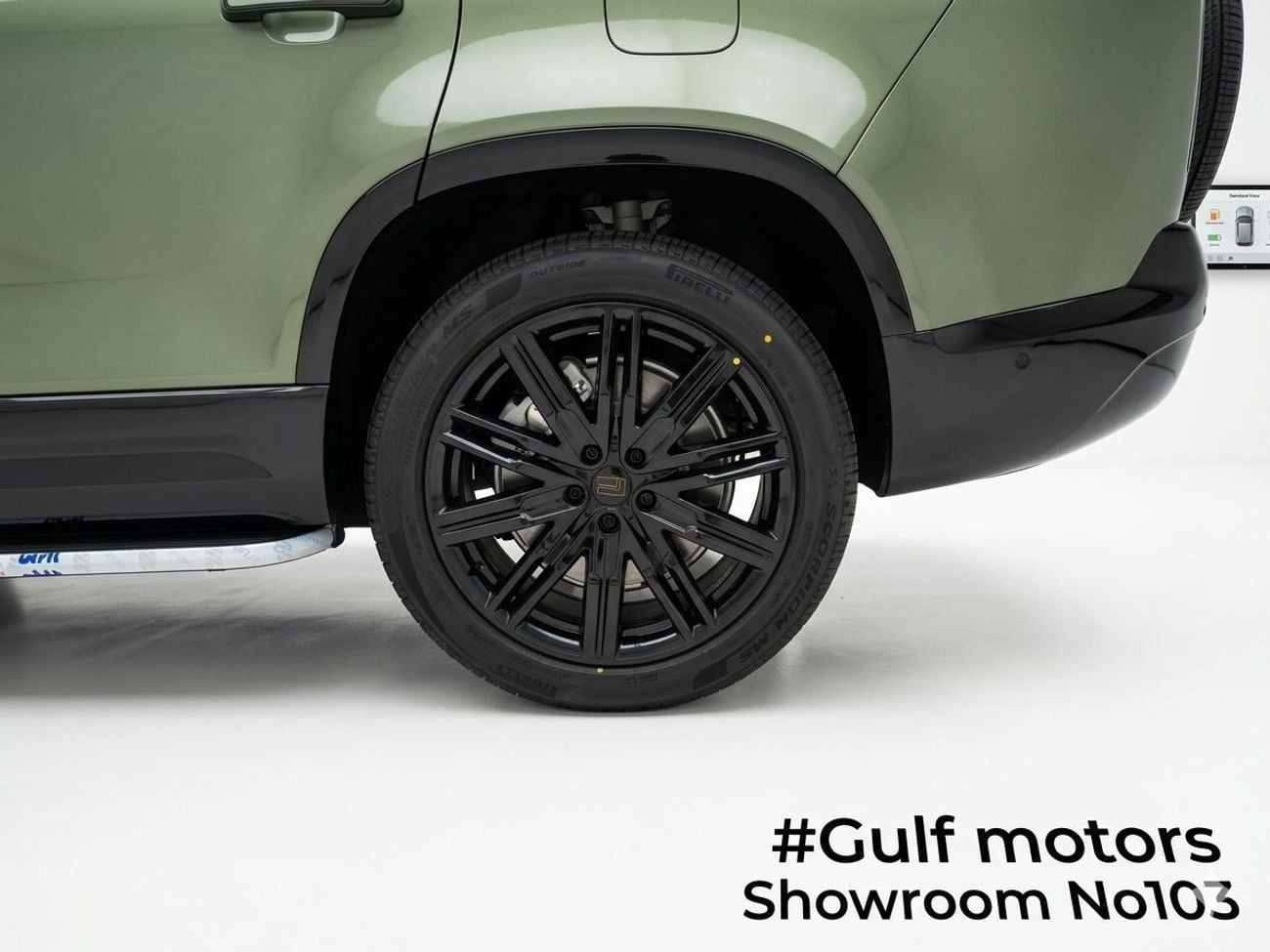 ROX Adamas ROX Adamas  Luxury Executive Edition –7 -Seater Intelligent SUV